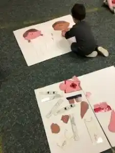 child recognizing body parts